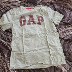 GAP Gray Short Sleeve Tee Classic Crew Neck